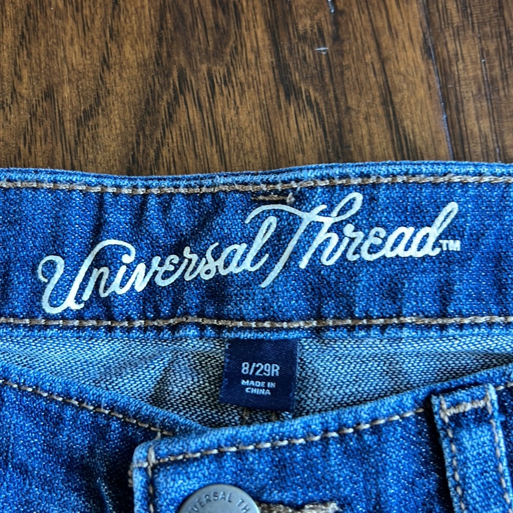 Denim shorts - Picture 3 of 3
